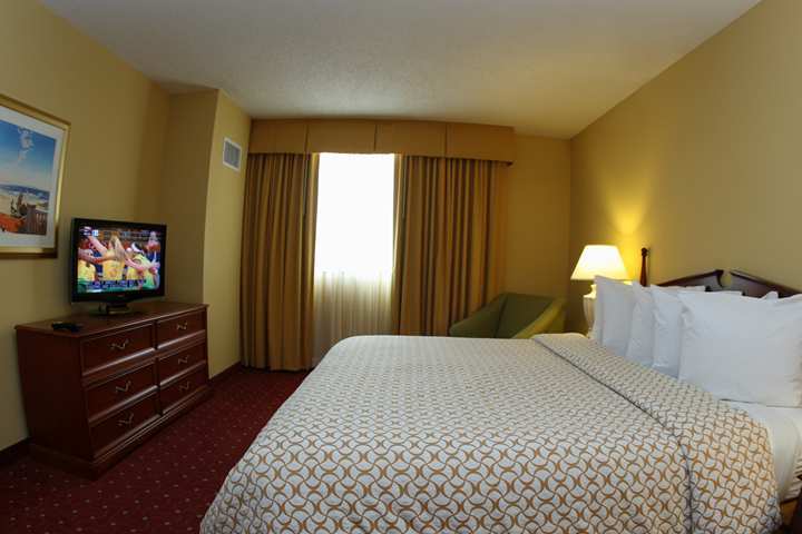 Embassy Suites By Hilton Tampa Airport Westshore Ruang foto